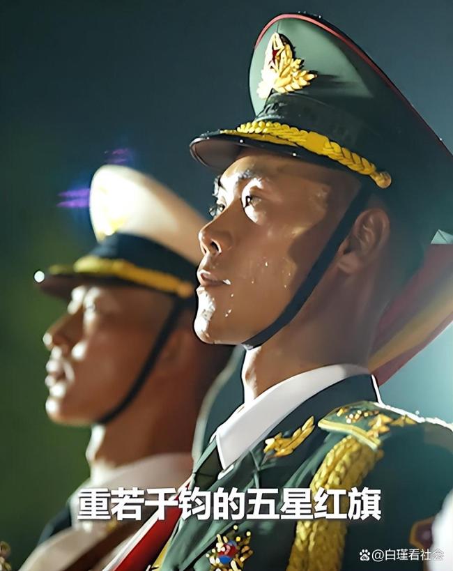 河南小伙担任九三阅兵升旗手 目光所至皆为华夏